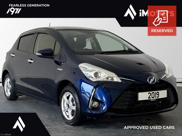Toyota Yaris Hatchback, Petrol Hybrid, 2019, Blue