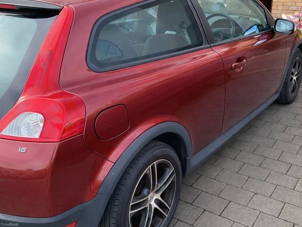 Volvo C30 Hatchback, Petrol, 2008, Red