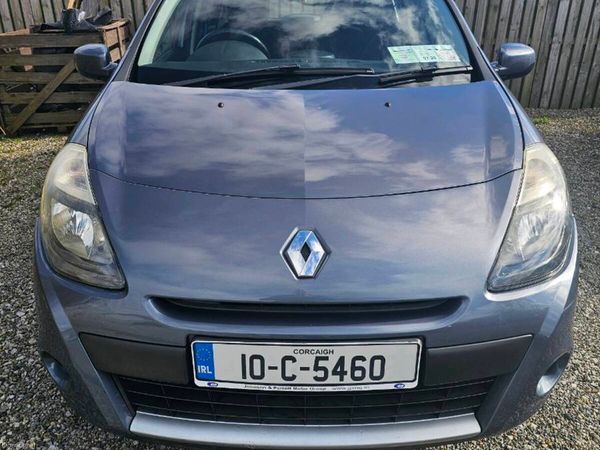 Renault Clio Hatchback, Petrol, 2010, Blue
