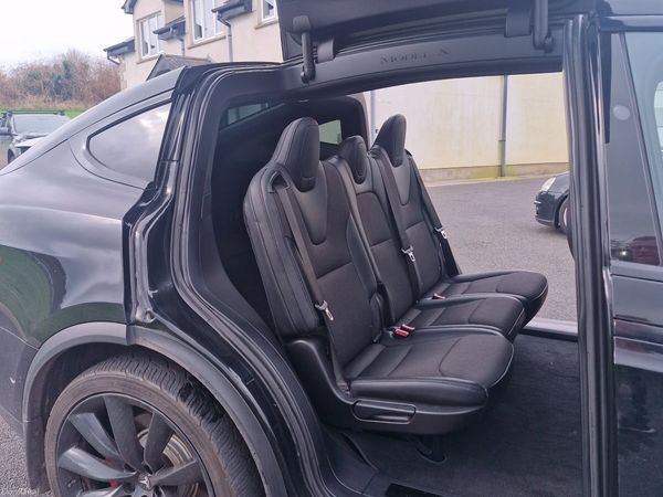 Tesla Model X MPV, Electric, 2018, Black