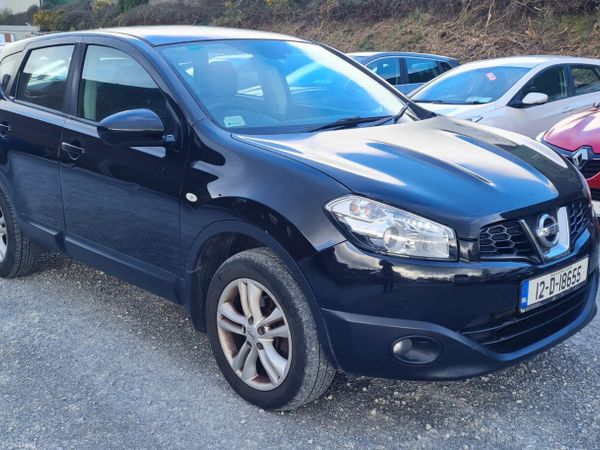 Nissan Qashqai Hatchback, Diesel, 2012, Silver