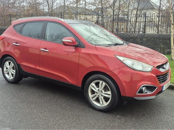 Hyundai ix35 SUV, Diesel, 2011, Red