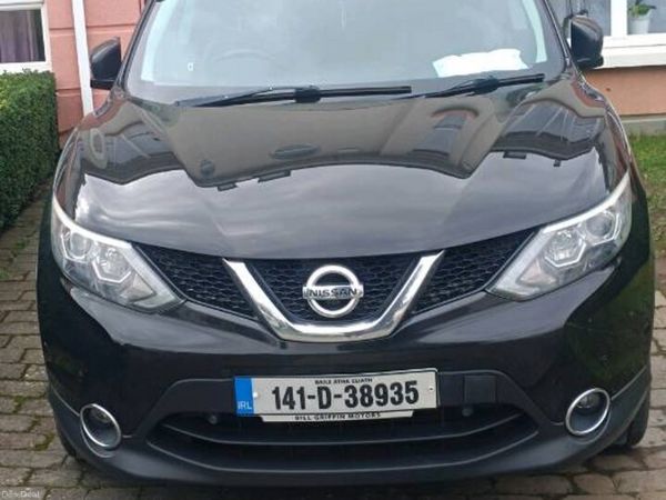 Nissan Qashqai Hatchback, Diesel, 2014, Black