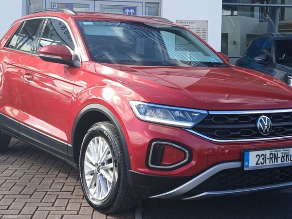 Volkswagen T-Roc SUV, Diesel, 2023, Red