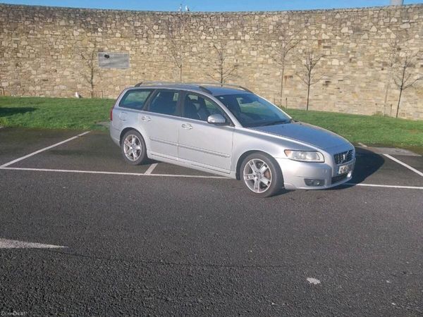 Volvo V50 Estate, Diesel, 2010, Silver