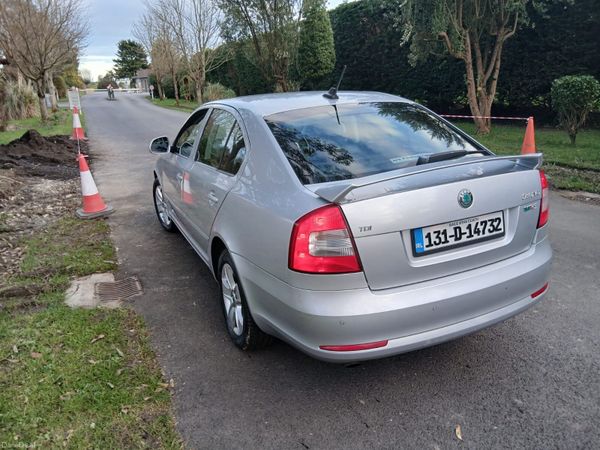 Skoda Octavia Saloon, Diesel, 2013, Silver