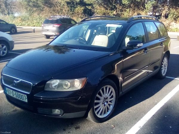 Volvo V50 Estate, Petrol, 2007, Black