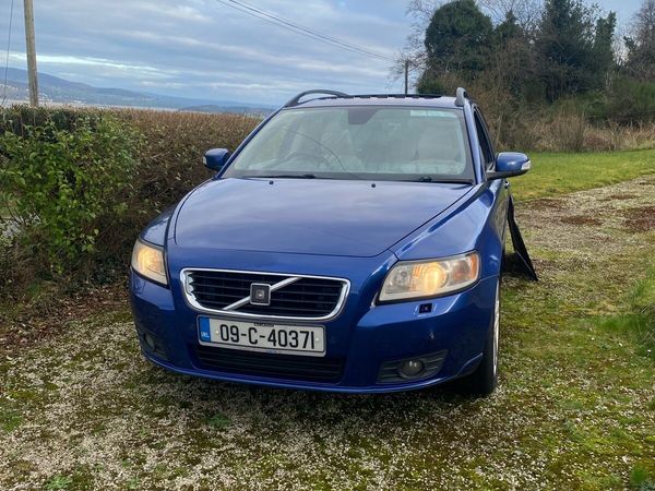 Volvo V50 Estate, Diesel, 2009, Blue