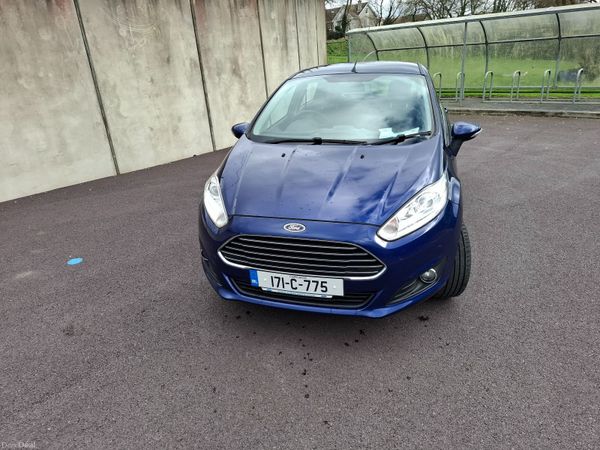 Ford Fiesta Hatchback, Petrol, 2017, Blue