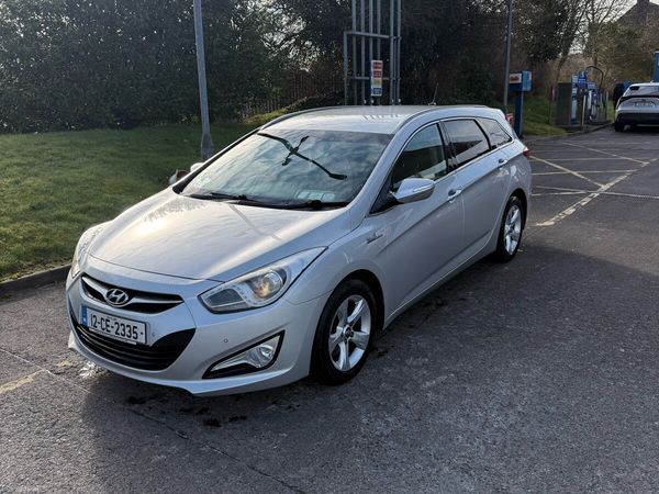 Hyundai i40 Estate, Diesel, 2012, Silver