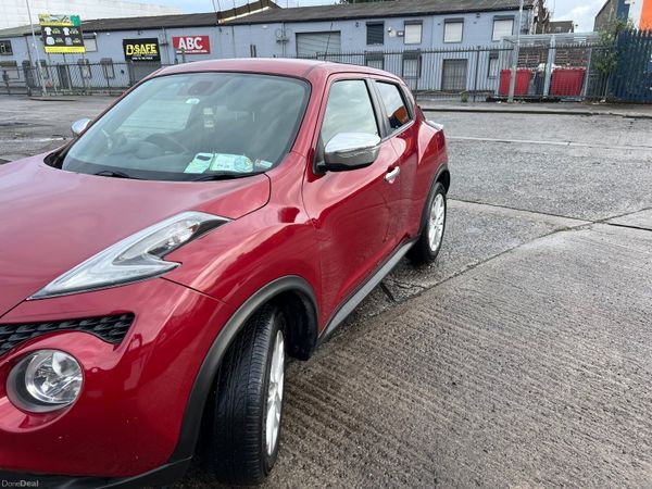 Nissan Juke SUV, Diesel, 2017, Red