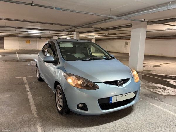 Mazda Demio MPV, Petrol, 2011, Blue
