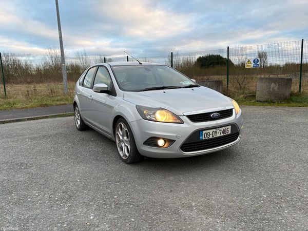 Ford Focus Hatchback, Diesel, 2009, Silver