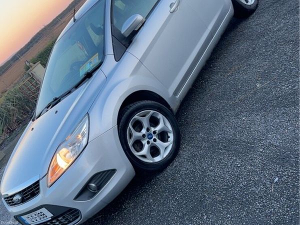 Ford Focus Hatchback, Diesel, 2012, Silver