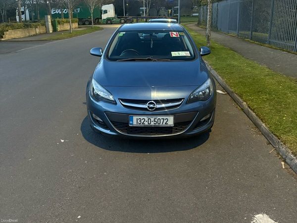 Opel Astra MPV, Petrol, 2013, Blue