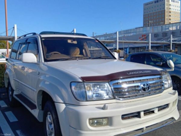 Toyota Land Cruiser SUV, Diesel, 1998, White