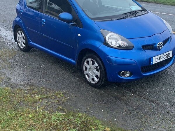 Toyota Aygo Hatchback, Petrol, 2010, Blue