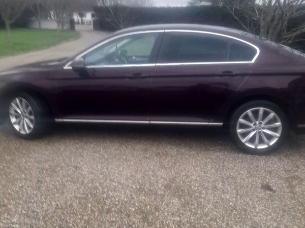 Volkswagen Passat Saloon, Diesel, 2016, Red