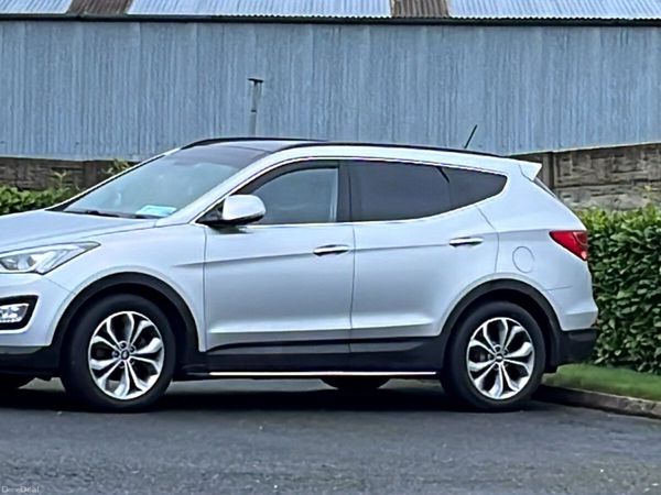 Hyundai Santa Fe SUV, Diesel, 2015, Silver