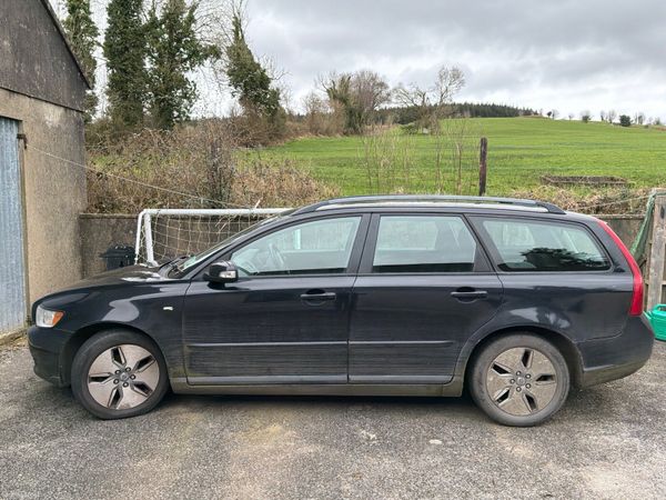 Volvo V50 Estate, Diesel, 2009, Black