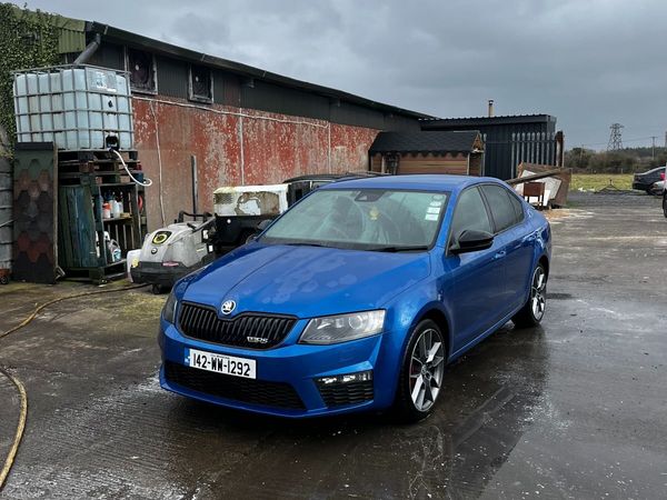 Skoda Octavia Hatchback, Diesel, 2014, Blue