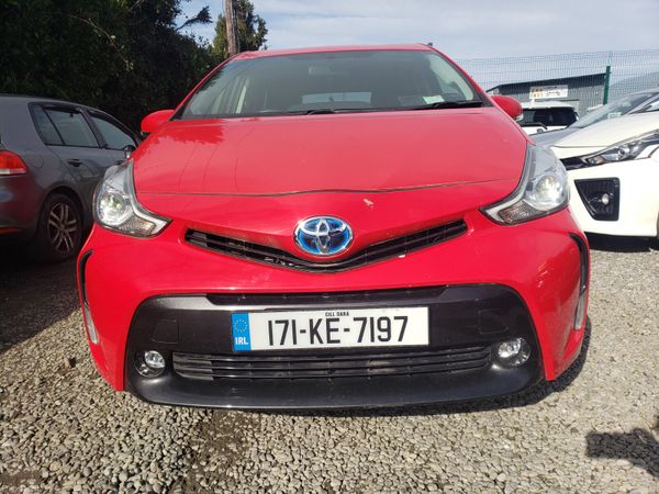 Toyota Prius MPV, Petrol Hybrid, 2017, Red
