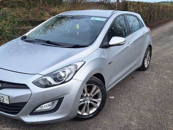 Hyundai i30 Hatchback, Diesel, 2014, Silver