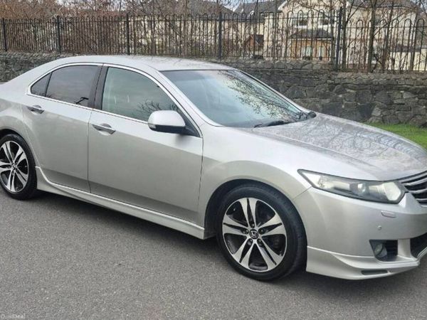 Honda Accord Saloon, Diesel, 2010, Silver
