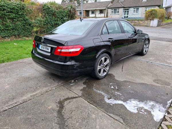 Mercedes-Benz E-Class Saloon, Diesel, 2010, Black