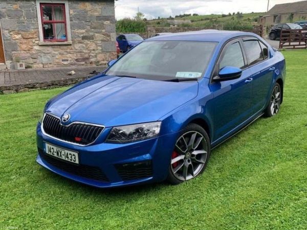 Skoda Octavia Hatchback, Diesel, 2014, Blue