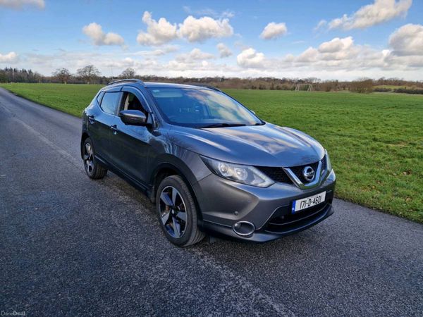 Nissan Qashqai SUV, Diesel, 2017, Grey