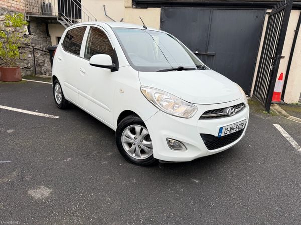 Hyundai i10 Hatchback, Petrol, 2012, White