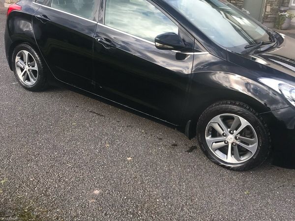 Hyundai i30 Hatchback, Diesel, 2016, Black