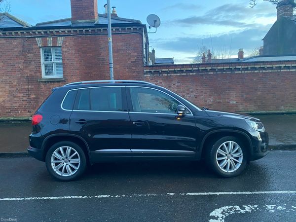 Volkswagen Tiguan SUV, Diesel, 2015, Black