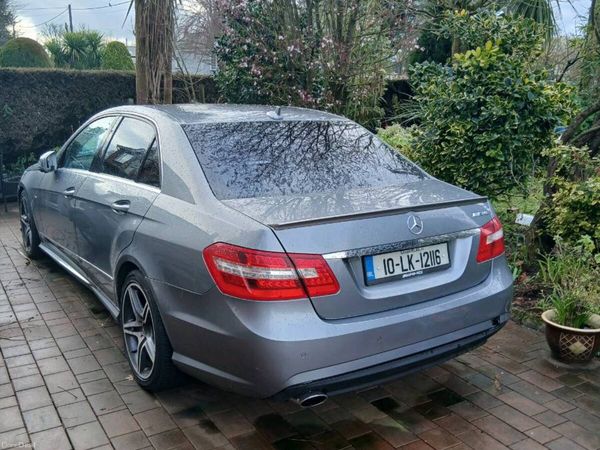 Mercedes-Benz E-Class Saloon, Diesel, 2010, Silver