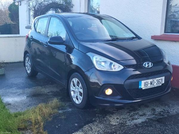 Hyundai i10 Hatchback, Petrol, 2016, Black