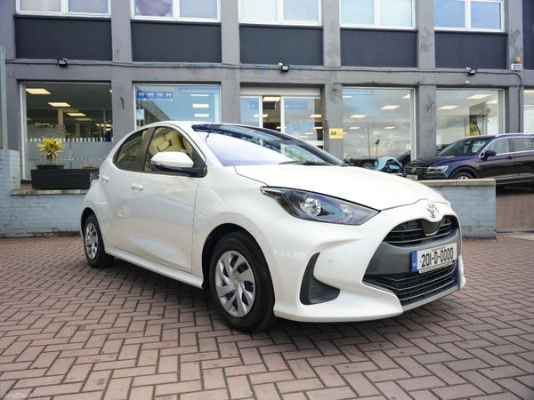 Toyota Yaris Hatchback, Petrol, 2020, White