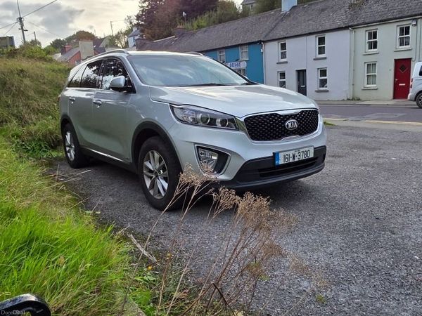 Kia Sorento SUV, Diesel, 2016, Silver