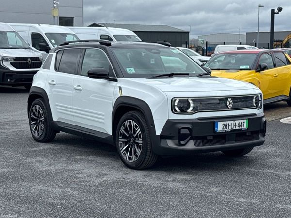 Renault 4 Hatchback, Electric, 2026, White