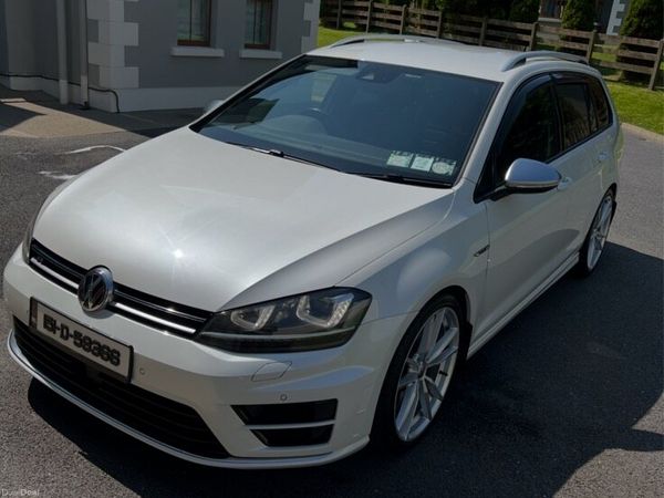 Volkswagen Golf Estate, Petrol, 2015, White