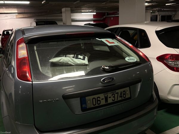 Ford Focus Hatchback, Petrol, 2006, Blue