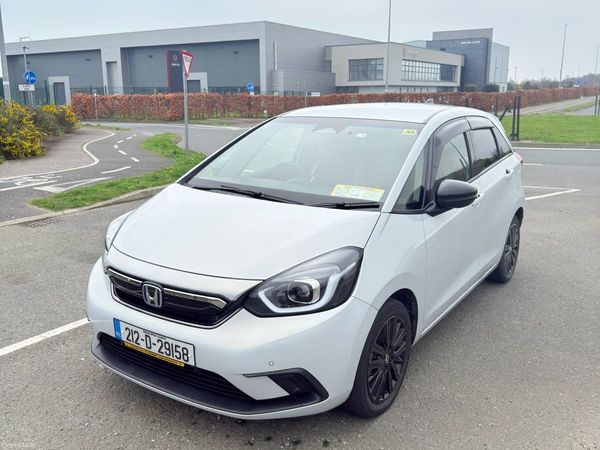 Honda Fit Hatchback, Petrol Hybrid, 2021, White