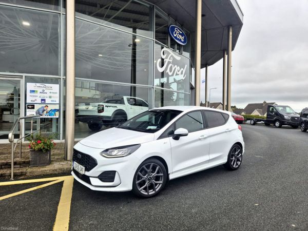 Ford Fiesta Hatchback, Petrol, 2023, White