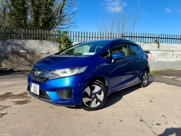 Honda Fit Hatchback, Petrol Hybrid, 2015, Blue