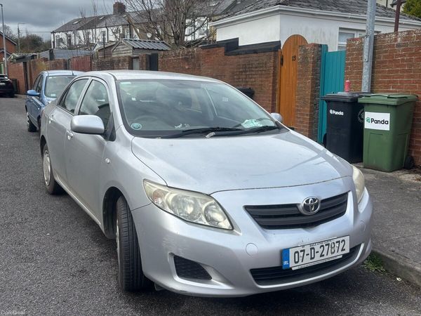 Toyota Corolla Saloon, Petrol, 2007, Silver