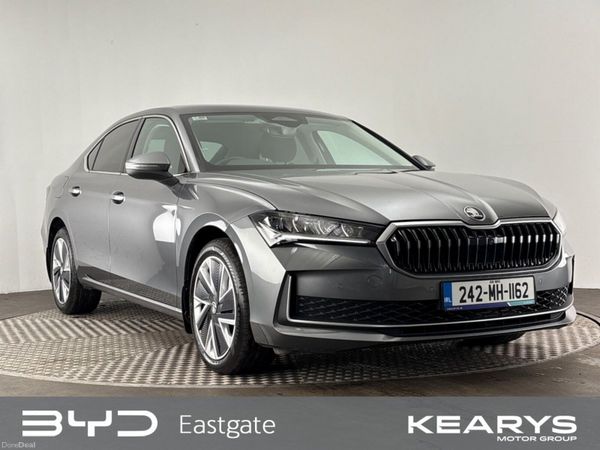 Skoda Superb Saloon, Diesel, 2024, Grey