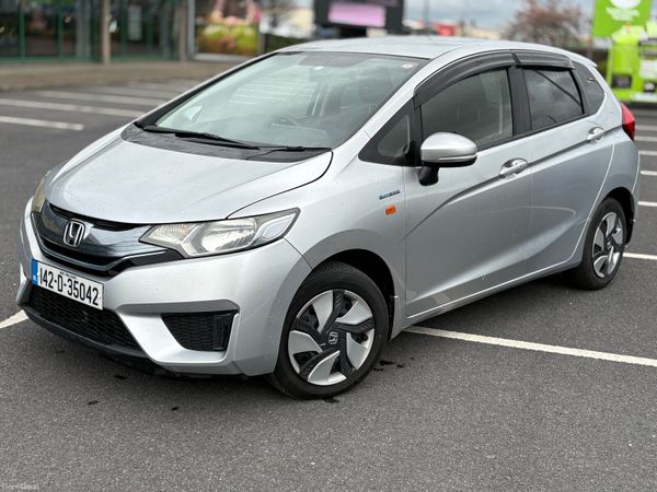 Honda Fit Hatchback, Petrol Hybrid, 2014, Silver
