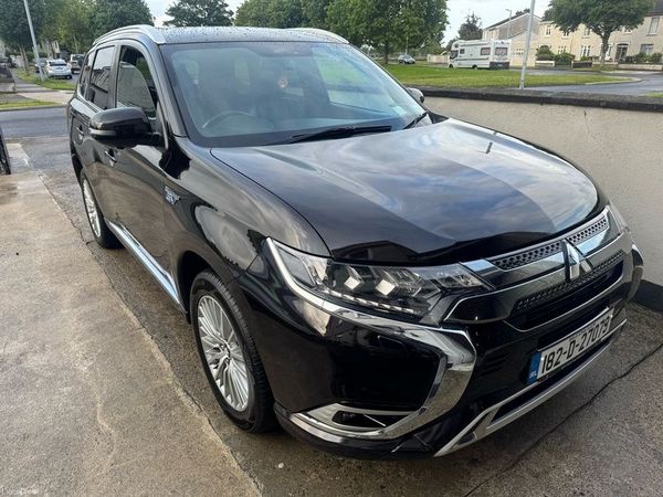 Mitsubishi Outlander SUV, Petrol Plug-in Hybrid, 2018, Black