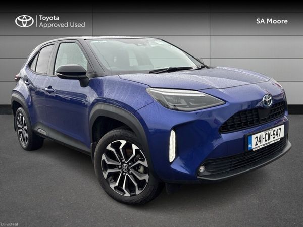Toyota Yaris Cross Hatchback, Petrol Hybrid, 2024, Blue