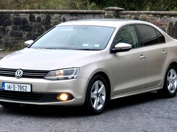 Volkswagen Jetta Saloon, Diesel, 2014, Silver